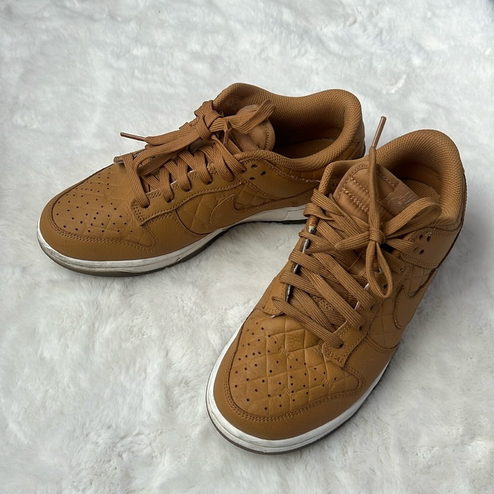 Wheat Nike Dunk Low Sz 9W/7.5M